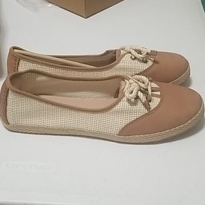 New Ugg Catrin Crochet Flats size 12